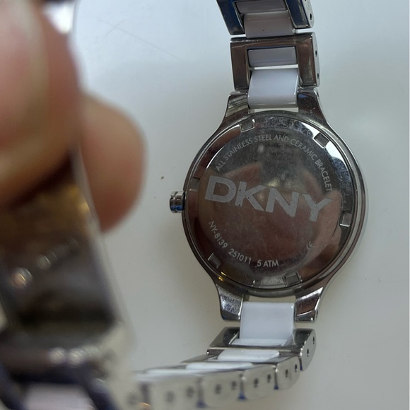 DKNY Silver and White Watch HR11-10 - Picture 5 of 6